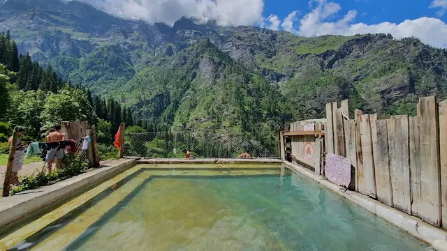 Kasol & Kheerganga Trek Adventure photo